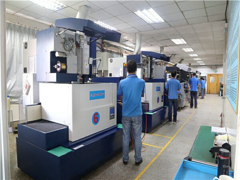 precision-wire-cutting-machining-room-rayingmould