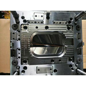 Plastic injection mold_raying mould